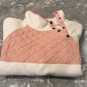 Abercrombie & Fitch White and Pink Quilted Sweater